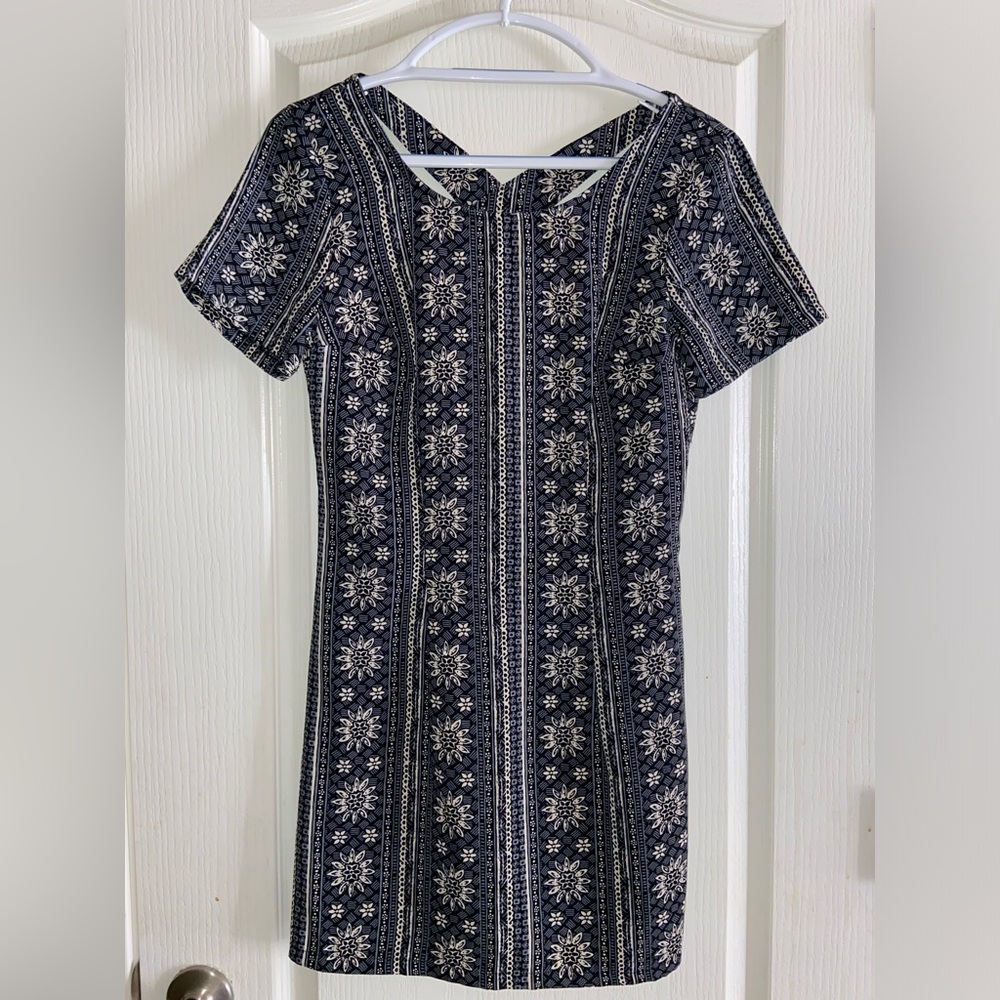 New Hollister Floral Cross back dress size S